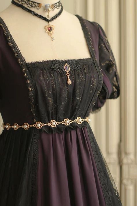 Who has not watched Bridgerton yet? Don't miss this gothic empire waist design of Luxury Dark purple Regency Ball Gown with amazing embroidery lace details!. Turning to the character from Bridgerton as real as possiple! Luxury design made with love Don't forget this is plus size friendly! Show your body positivity here. Details: cotton, polyester, jewelry waistband, puffy sleeves, lace Length: Long ( Dress length can be customized) Neckline: scoop Waistline: high-waisted Silhouette: Trumpet Regency Ball Gown, Gothic Plus Size, Black Ball Gown, Regency Dress, Old Fashion Dresses, Evening Gowns Elegant, Gothic Dress, Fantasy Dress, Historical Dresses