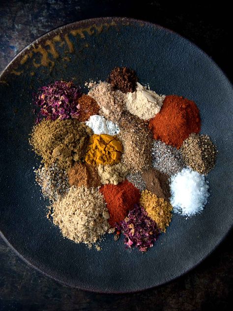 Ras el Hanout Moroccan Spice Blend, Long Pepper, Dry Rub Recipes, Spice Blends Recipes, Moroccan Spices, Anise Seed, Nigella Seeds, Rub Recipes, Spice Shop