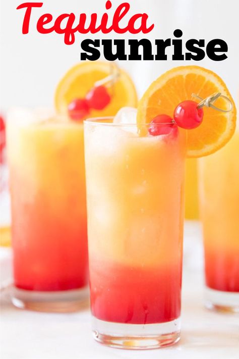 Tequila Sunrise Pitcher, Big Batch Tequila Sunrise, Taquilla Sunrise Drink Recipe, Tequila And Orange Juice Drinks, Alcholic Drink Orange, Rum And Grenadine Cocktails, Tequila Sunrise Nails Summer, Grenadine Recipe Cocktails, Summertime Drinks Alcohol