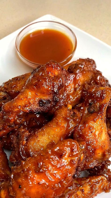 Hot Honey Chicken wings | hot honey chicken wings | By Toya's Kitchen Wings Aesthetic Food, Chicken Wings Aesthetic, Hot Honey Fried Chicken, Hot Honey Chicken Wings, Hot Chicken Wings Recipe, Hot Honey Wings, Honey Hot Wings, Saucy Wings, Ranch Chicken Wings