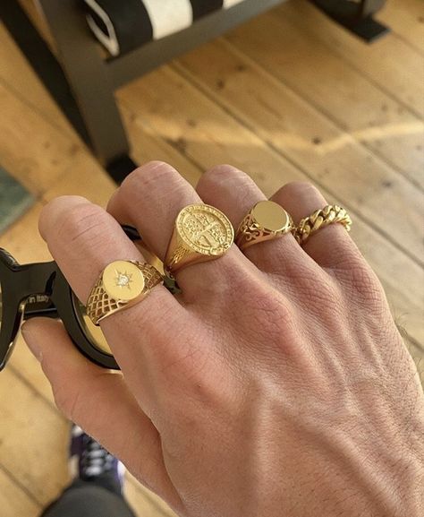 #mensrings #mensjewelry #mensfashion #chainedandable Rafe Cameron Aesthetic, Inexpensive Jewelry, Rafe Cameron, Obx Dr, Mens Rings Fashion, Drew Starkey, Mens Gold Rings, Mens Gold Jewelry, Mens Rings