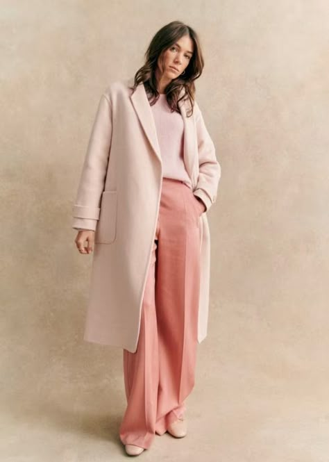 Mederick Coat - Powder Pink - Wool - Sézane Pink Coat Outfit, Estilo Kardashian, Style Parisienne, Paris Mode, Pink Coat, Coat Outfits, Style Mistakes, Powder Pink, Outfits Casuales