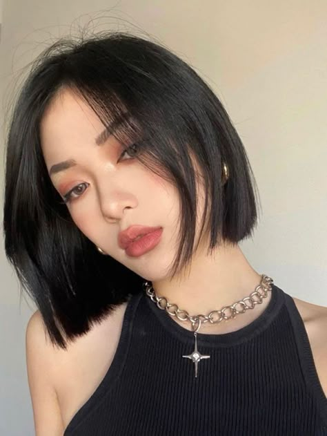 One Length Haircuts, Classic Bob Haircut, Short Black Hair, Korean Short Hair, Asian Short Hair, Chin Length Hair, Shot Hair Styles, Short Straight Hair, Haircuts Straight Hair