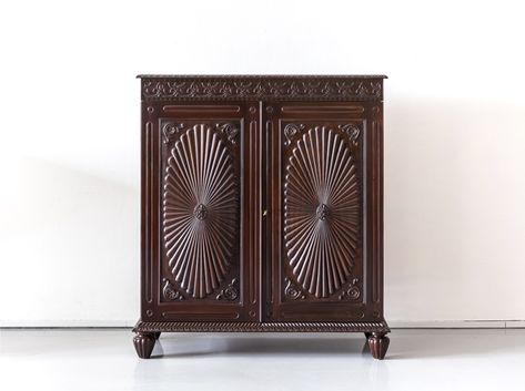 Wooden Almirah Design, Indian Cabinet, Almirah Design, Wooden Almirah, Colonial India, Almirah Designs, Design Hall, Mahogany Sideboard, Antique Cupboard