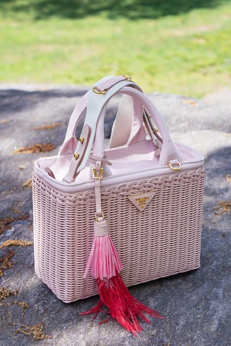 A Walk in the Park With Prada's Pretty and Perfect Wicker Bags - PurseBlog Bags Prada, Bag Prada, Wicker Decor, Sac Lunch, Wicker Bags, Rattan Bag, Kelly Bag, Basket Bag, Wicker Furniture