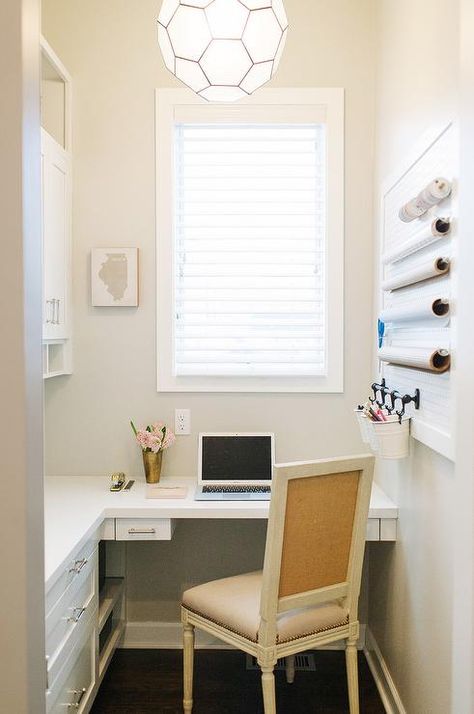 Den Library, Transitional Home Office, Tiny Home Office, Office Desk Designs, Study Corner, Library Office, Closet Office, White Shaker Cabinets, Small Home Offices