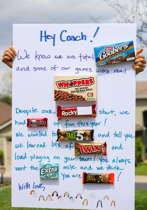 How to Make a Candy Bar Card (Coach Gift Idea) - My Frugal Adventures Baseball Snacks, Sports Snacks, Volleyball Coach Gifts, Softball Coach Gifts, Team Snacks, Cheer Coach Gifts, Coach Appreciation Gifts, Soccer Coach Gifts, Basketball Coach Gifts