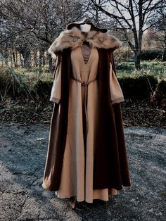 Winter Outfit For Women, Women Viking, Costume Viking, Winter Costume, Medieval Clothes, Viking Dress, Viking Costume, Viking Clothing, Outfit For Women