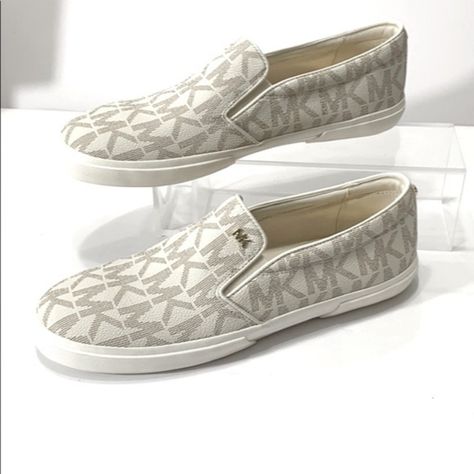 New Michael Kors Boerum Double Gore Color Vanilla $155 size 7.5 Original Box Elegant White Sneakers With Rubber Sole, Designer White Slip-on Sneakers, Elegant Slip-on Sneakers With Rubber Sole, White Sneakers With Textured Sole, Elegant White Sneakers With Textured Sole, Michael Kors Slip On, Michael Kors Sneakers, Leopard Print Sneakers, Rose Gold Sneakers