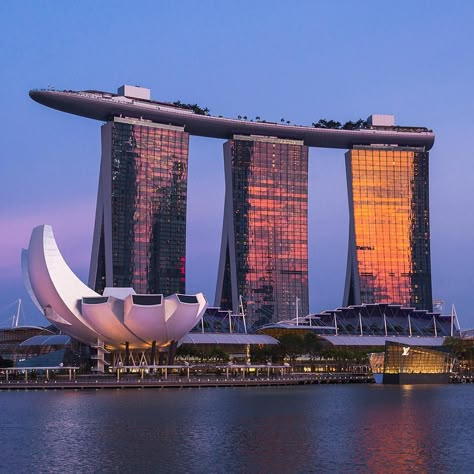 Marina Sands Singapore, Marina Sands Bay, Singapore Buildings, Singapore Aesthetic, Singapore Marina Bay, Marina Bay Singapore, Singapore Design, Moshe Safdie, Marina Bay Sands Singapore