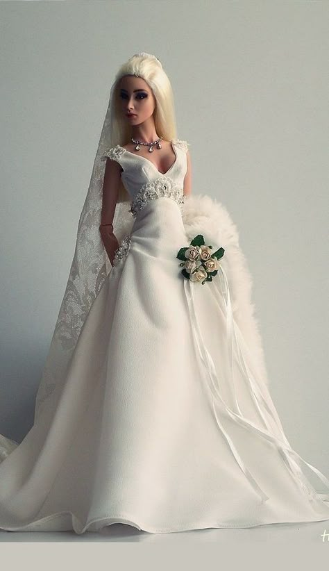 Barbie Bridal, Barbie Wedding Dress, Barbie Doll Clothing Patterns, Wedding Doll, Barbie Bride, Cheap Wedding Dresses Online, Curvy Barbie, Barbie Wedding, Barbie Dress Fashion