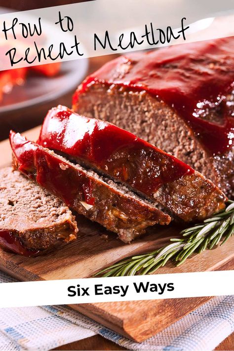 Learn how to reheat meatloaf so that your leftovers are just as tender and juicy as the day you made it! Let's face it; leftovers are a great way to feed the family on nights when you are up against it and need dinner in a hurry. But reheating meatloaf can often lead to the same problem. DRY MEATLOAF! And no one wants that! With each of these six methods, you can have hot juicy leftover meatloaf following whichever way suits you best. Trisha Yearwood Meatloaf, Quick Meatloaf Recipes, Traditional Meatloaf Recipes, Tasty Meatloaf Recipe, Best Meatloaf Recipe, Tartiflette Recipe, Meatloaf Recipes Pioneer Woman, Campbells Soup Recipes, How To Make Meatloaf