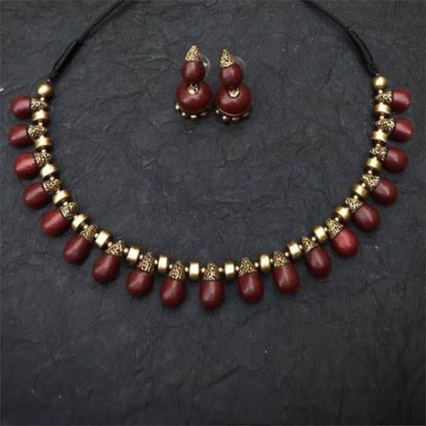 Simple Terracotta Jewellery, Terracotta Earrings Jhumkas, Teracotta Ideas, Maroon Choker, Unique Choker Necklaces, Unique Choker, Terracotta Jewellery Making, Choker Necklace Online, Terracotta Jewellery Designs