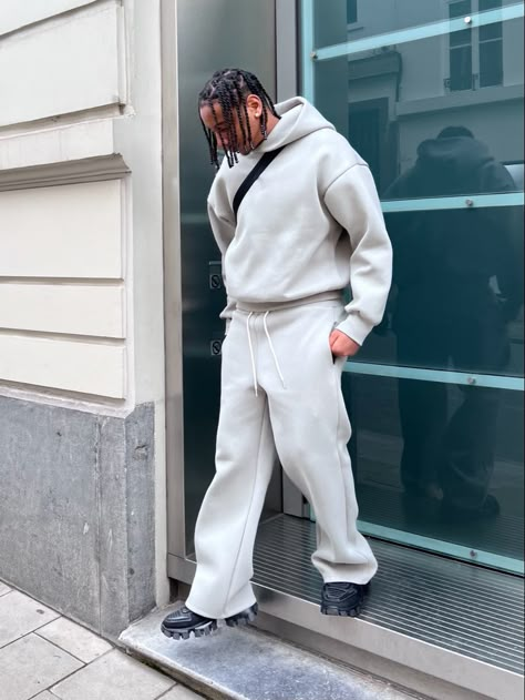 Seventhstore
Streetwear men
Gorpcore
Mensfashion
Prada
Streetstyle Designer Tracksuits For Men, Tracksuit Outfit Mens, Men Tracksuit Outfit, Track Suit Outfit, Chunky Loafers Outfit, Sweater Style Outfits, Brand Logo Inspiration, Tracksuit Streetwear, Tracksuits For Men