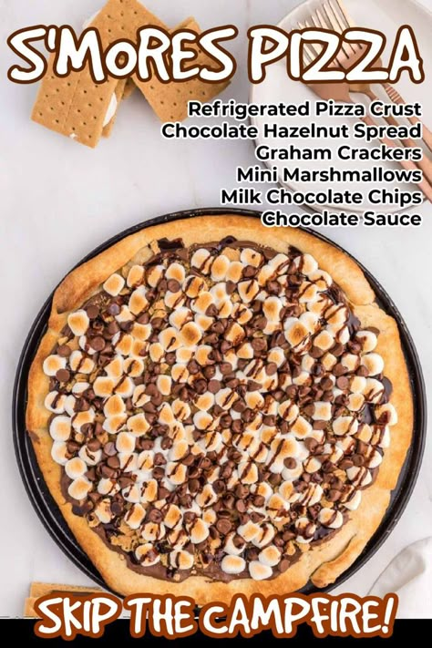 Peanut Butter Pizza Recipe, Desert Pizza Recipes, Smores Pizza Recipe, Homemade Dessert Pizza, Smores Pizza, Market Desserts, Pizza Oven Pizza, Pizza Oven Ideas, Dessert Pizzas