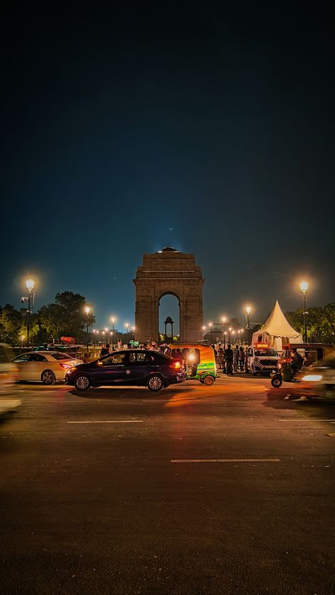 India Gate Night Snapchat, India Gate Snapchat Stories, India Night Snap, Delhi Night Snapchat Story, India Gate Aesthetics, India Gate Snap, New Delhi Snap, Delhi Aesthetic Night, Delhi Night Snapchat