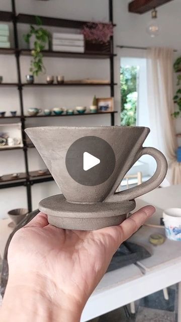 karo&auguste/handmade ceramics on Instagram: "This is a little insight how I make my coffee drippers. ⠀ The good thing about lying in bed sick is that I have lots of time to make reels, so enjoy 😊 If you have questions, leave them in the comments! ⠀ ⠀ /⠀ ⠀ Ein kurzer Einblick wie ich meine Kaffeefilter fertige.⠀ Das Gute am krank im Bett liegen ist ja, dass ich viel Zeit habe, Reels zusammenzuschneiden. Viel Freude damit 😊 Wenn ihr Fragen habt, lasst sie mir in den Kommentaren da.⠀ ⠀ ⠀ ⠀ ⠀ ⠀ ⠀ ⠀ ⠀ ⠀ ⠀ ⠀ ⠀ #coffeelover #coffeedripper #potteryclass #töpferkurs #ceramicsvideos #handmadeceramics #coffeecups #coffeemugs #modernceramics #schönedinge #handmadepottery #ceramiclicious #muglove #muglife #potteryforall #coffeepeople #handgefertigt #handbuilt #filterkaffee #handbuiltpottery #mugsofi Hand Building Clay Ideas, How To Make Ceramic, Ceramics Glaze, Pottery Tableware, Ceramic Cafe, Ceramics Pottery Bowls, Lying In Bed, Diy Pottery Painting, Handmade Plates