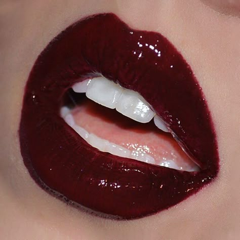 aestehtic women lips Aesthetic Tumblr, Dark Feminine, Red Lipstick, Red Aesthetic, Cherry Red, Wine Red, Makeup Inspo, Makeup Inspiration, Dark Red