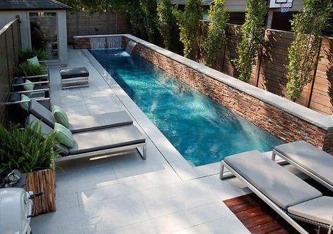 Design Per Patio, Small Inground Pool, Backyard Pool Design, Pools For Small Yards, Small Yards, Small Swimming Pools, Landscaping Flowers, Small Pool Design, Backyard Pool Landscaping