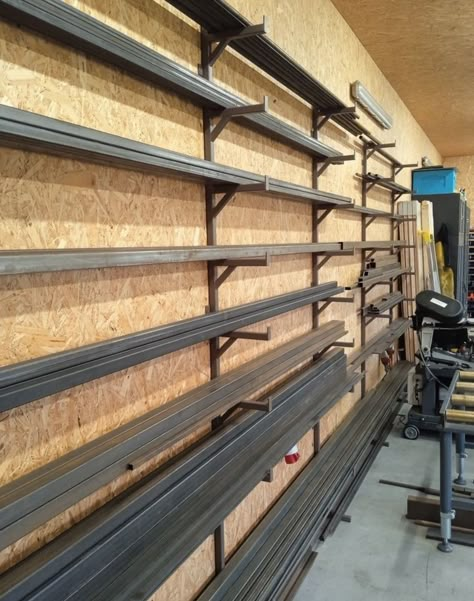 Welding Workshop, Steel Storage Rack, Machining Metal Projects, Welding Shop, Metal Storage Racks, Metal Fabrication Tools, Welding Cart, Metal Workshop, Welding And Fabrication