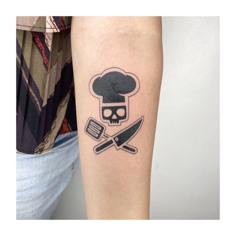 Chef Tattoo Ideas, Grave Tattoo, Baking Tattoo, Cooking Tattoo, Culinary Tattoos, Herren Hand Tattoos, Chef Tattoo, Food Tattoos, Knife Tattoo