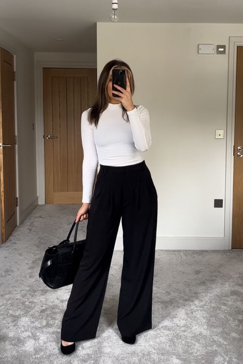 White Top Black Trousers Outfit, Black Wide Leg Pants Office Outfit, Sixthform Outfits Trousers, Sixth Form Outfits Smart Trousers, Wife Leg Trousers Outfit, Black Smart Trousers Outfit, Interview Outfit Black Pants, Black Wide Legged Pants Outfit, Black Wide Leg Dress Pants Outfit