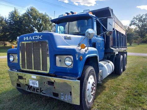 1979 Mack dump truck [needs paint] for sale Mack Trucks For Sale, Semi Trucks For Sale, Old Mack Trucks, Mack Dump Truck, Trucks For Sell, Old Man Pictures, Dump Trucks For Sale, Video Call With Boyfriend Screen Photo, American Truck Simulator