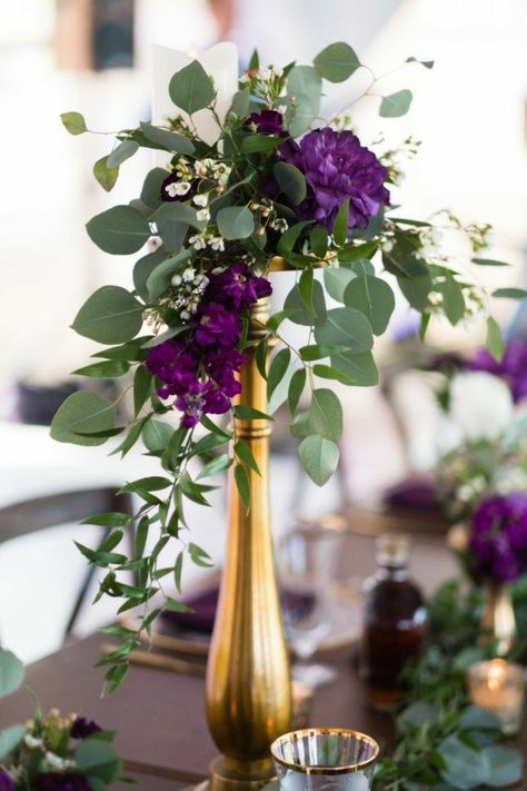 Purple Tablescape, Purple Centerpieces, Purple And Gold Wedding, Wedding Flower Guide, Moms 60th, Corporate Events Decoration, Basketball Display, Greenery Centerpiece, Purple Table