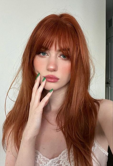 Red Hair With Bangs, Cheveux Oranges, Red Hair Inspo, Ginger Hair Color, Auburn Hair, Hair Dye Colors, Hair Inspiration Color, Cut My Hair, Orange Hair