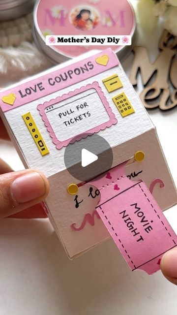 Cute Diy Mother’s Day Gift, Mum Gifts Diy, Gift For Mom Homemade, Diy Mother S Day Gifts, How To Make Mothers Day Gifts, Cute Diys For Best Friends Gift Ideas, How To Make A Cute Mother’s Day Card, Best Friend Arts And Crafts, Diy Gifts For Mom From Daughter Homemade Cute Ideas