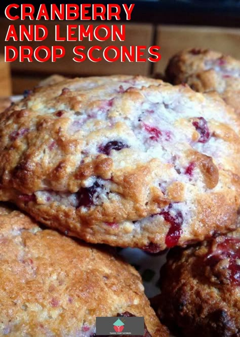 Cranberry and Lemon Drop Scones. These are wonderful little scones using left over cranberry sauce. They're great tasting, soft and moist. Delicious served warm or cold with a spread of butter! Only take minutes to make and incredibly easy! Cranberry Lemon Drop, Lemon Cranberry Muffins, Cranberry Recipes Muffins, Gifts In Jars, Drop Scones, Cranberry Scones, Chocolate Scones, English Afternoon Tea, Desserts Fruit