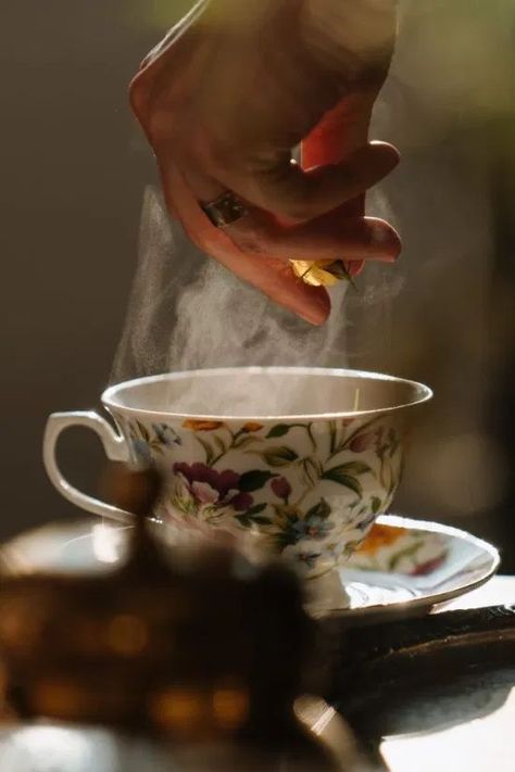 Top 10 Best Teas To Drink When Sick Teas For Colds, Teas For Sore Throat, Herbal Tea Aesthetic, Healing Tea Recipes, Teas For Health, Valerian Tea, Aesthetic Healing, Healing Teas, Tea Organizer