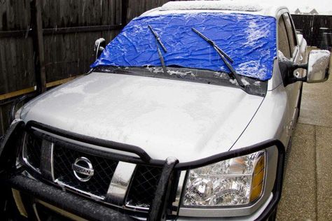 Car Roof Storage, Jeep Rims, Winter Tips, Diy Snow, Car Kits, Winter Survival, Windshield Cover, Winter Car, Winter Hacks