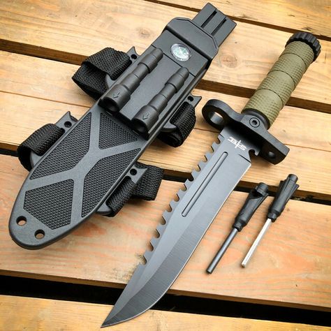 Survival Hunting, Boot Knife, Military Knives, Knives Hunting, Pretty Knives, Tactical Gear Loadout, Tactical Survival, Fire Starter, Camping Tools