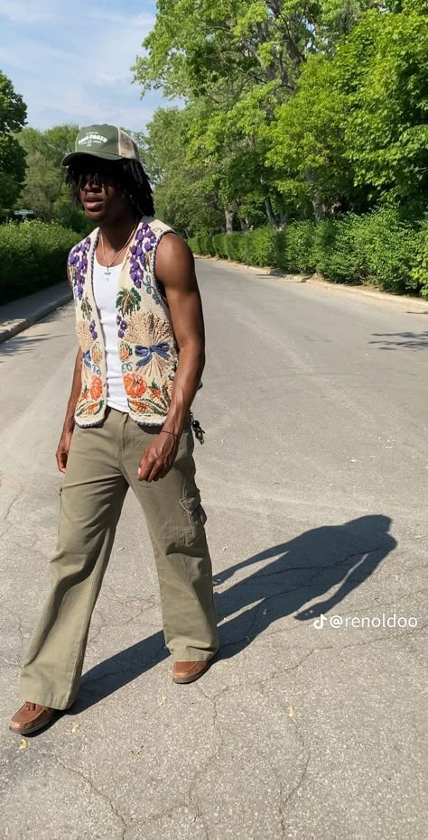 Dreadlock Outfits Men, Summer Boho Outfits Men, Earthy Black Man Aesthetic Outfits, Earthy Fashion Men, Spiritual Fashion Men, Black Earthy Men, Cochella Outfits Inspiration Men, Mens Earthy Outfits, Earthy Aesthetic Men