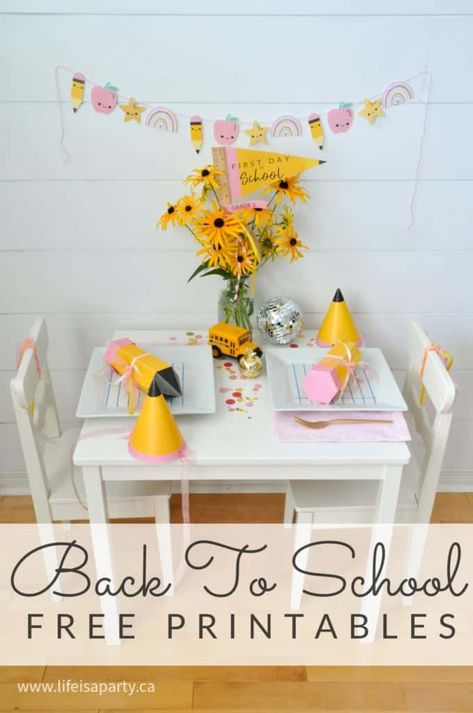 First Day Of School Breakfast Printables, Back To School Pennant Flag, Free Printable Party Decorations, Pencil Banner Printable, Back To School Pta Ideas, Back To School Table Decorations Ideas, Back To School Celebration At Home, First Day Of School Party At Home, First Day Of School Banner Printable