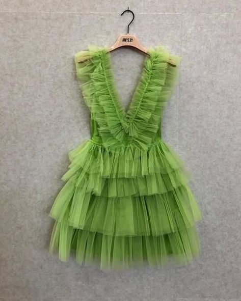 Green Homecoming Dress, Green Homecoming Dresses, Puff Dress, Short Prom, Looks Chic, Homecoming Dresses Short, Prom Party, Prom Party Dresses, Looks Style