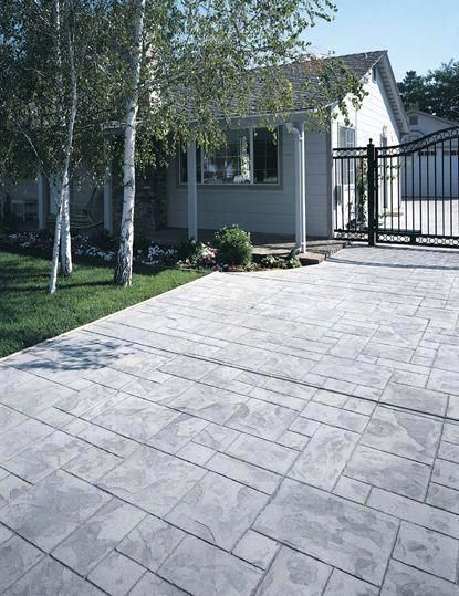 Grey Concrete Driveway, Stamped Concrete Patio Designs, Stamped Concrete Patterns, Concrete Patterns, Concrete Stain Patio, Stamped Concrete Driveway, Concrete Backyard, Interlocking Pattern, Concrete Patio Designs