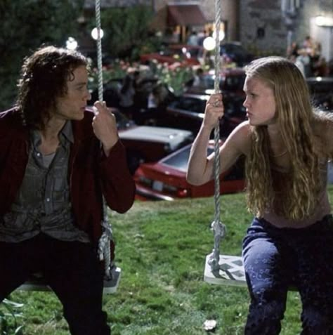 Patrick Verona, Long Live The King, Julia Stiles, 10 Things I Hate About You, Movie Cinema, Shakespeare Plays, I Love Cinema, Movie Shots, Movie Couples