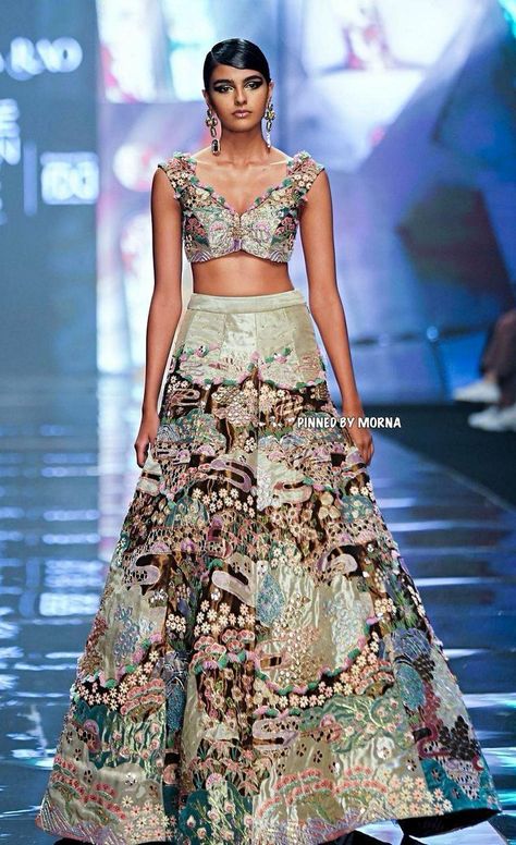 Lakme Fashion Week 2022, Wedding Function Dress, Aisha Rao, Function Dress, Fashion Week 2022, Cocktail Dress Classy, Function Dresses, Bridal Applique, Wedding Party Outfits