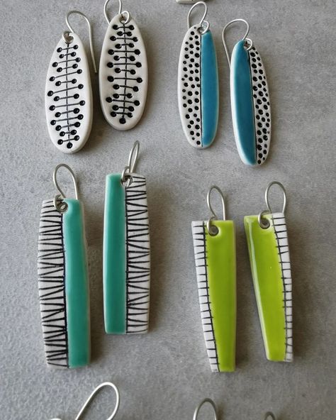 Martina Zalig | Assembled earrings. I love this colour combination. 💙💚🤍🖤 * #ceramicjewellery #ceramicearrings #dropearrings #handmadeearrings… | Instagram Polymer Clay Beads Diy, Ceramic Bead Jewelry, Handmade Ceramic Jewelry, Pottery Jewelry, Polymer Clay Jewelry Tutorials, Handmade Clay Jewelry, Porcelain Earrings, Metal Clay Jewelry, Polymer Clay Jewelry Diy