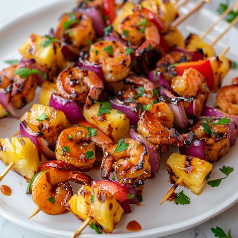 Grill Food Ideas, Tropical Shrimp, Royal Red Shrimp, Cookout Foods, Tropical Cafe, Honey Shrimp, Pineapple Skewer, Pineapple Shrimp, Pescatarian Meals