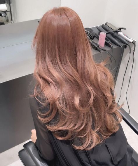 Light Brown Pink Hair, Ash Strawberry Blonde, Peach Brown Hair, Pink Beige Hair, Peach Blonde Hair, Brown Pink Hair, Low Maintenance Hair Color, Beige Hair Color, Beige Hair