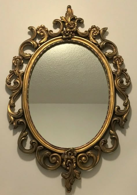 Diy Mirror Wall Decor, Diy Mirror Wall, Royal Frame, Dress Mirror, Fancy Mirrors, Mirror Drawings, Victorian Mirror, Mirror Aesthetic, Golden Mirror