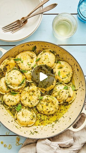 DeLallo Foods on Instagram: "Dinner is Served!!! This Ravioli with 🍋 Pesto Sauce needs only 4 ingredients and 15 minutes and a Hungry Belly! 
.
Recipes & Discounts➡️Link in Bio
.
Ingredients
1 (15-ounce) package frozen ravioli
½ cup butter
Zest and juice of 1 lemon
3 tablespoons DeLallo Simply Pesto® Sauce Traditional Basil
.
Directions
Bring a large pot of salted water to a boil. Add ravioli and cook according to package instructions. Drain.
Heat the butter in a large saucepan. Add lemon zest, juice and pesto. Stir to combine.
Add hot ravioli directly to the saucepan. Toss with pesto butter sauce to coat. Serve immediately.
.
#ravioli #raviolirecipe #pesto #pestorecipe #pasta #pastanight #easyrecipe #lemony #lemonbutter #pestobutter #butterypasta #quickrecipe #dinnertime #pastalover #pes Ravioli With Pesto Sauce, Basil Pesto Ravioli, Butter Sage Sauce Ravioli, Ravioli With Sage Brown Butter Sauce, Ravioli Sage Butter Sauce, Ravioli With Pesto, Sage And Brown Butter Ravioli, Frozen Ravioli Recipes, Ravioli With Garlic Basil Oil