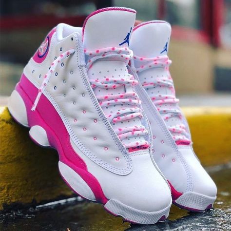 Snkrs Feed on Instagram: “Check out this Jordan 13 “Vivid Pink” with custom laces. Sometimes the laces can make a shoe stand out more. Would you cop this or do you…” Nike Shoes Women Fashion, Pretty Sneakers, Nike Shoes Girls, Nike Fashion Shoes, Preppy Shoes, Jordan Shoes Girls, Pretty Shoes Sneakers, Jordan Shoes Retro, Shoes Sneakers Jordans