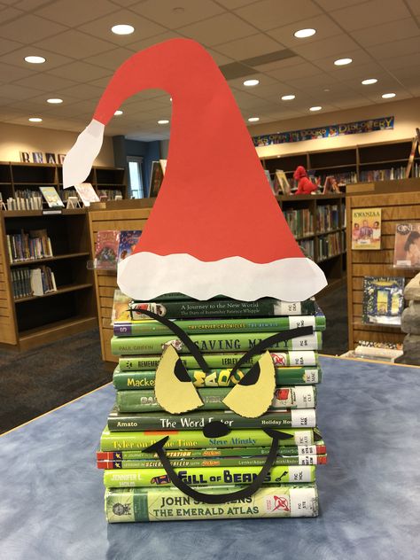 Grinch Library Bulletin Boards, Grinch Library Display, Christmas Library Displays Ideas, Library Christmas Display, Christmas Library Decorations, Christmas Library Displays, Library Christmas Decorations, Whimsical Christmas Decor Ideas, Christmas Library Display