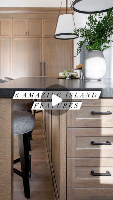 Melissa Manzardo Hryszko on Instagram: "Six amazing features we incorporate into this kitchen island. First up is seating on two sides. This is ideal for an area where you can get engaged in conversation. We have had this set up in our last two homes, and I love it so much more than a row of seats. Next, we took advantage of the depth of this island by incorporating additional cabinetry under the counter. It creates a perfect place to help keep your kitchen organized and store items you don’t need to access that often. Integrated fridge drawers are a great addition if you have room, the perfect spot to store beverages or load them up with fruits & veggies. In most homes, the island is where all of the food preparation takes place, so it made perfect sense to add a trash and recycling cen Island Fridge Drawer, Drawers On End Of Kitchen Island, Kitchen Island 5 Seats, Island Seating 2 Sides, Kitchen Island Side Drawers, Kitchen Island Seating On Two Sides, Kitchen Island With Drawers And Seating, Kitchen Island Drawer Organization, Island With Seating On Two Sides