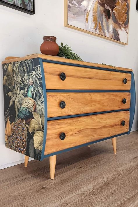 Revamp Furniture, Furniture Fix, Decoupage Furniture, Modern Home Furniture, Furniture Rehab, Diy Furniture Renovation, Wood Project, Furniture Trends, Furniture Renovation