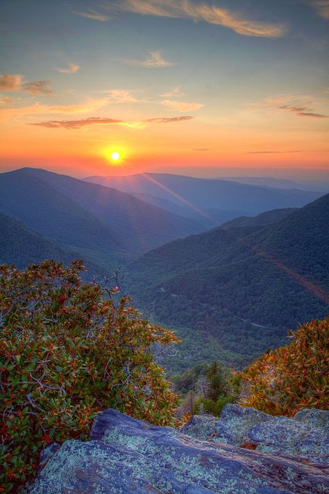 Sunset over the Great Smoky Mountains (Tennessee) by Scott Oves Chimney Tops, Great Smoky Mountains National Park, Smoky Mountain, Smoky Mountain National Park, Great Smoky Mountains, Smoky Mountains, In The Mountains, Beautiful Sunset, Most Beautiful Places